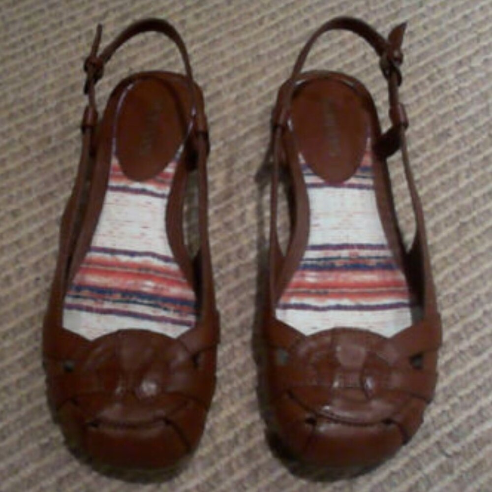 NEW Women's Brown Sling Open Flats, SIZE 7